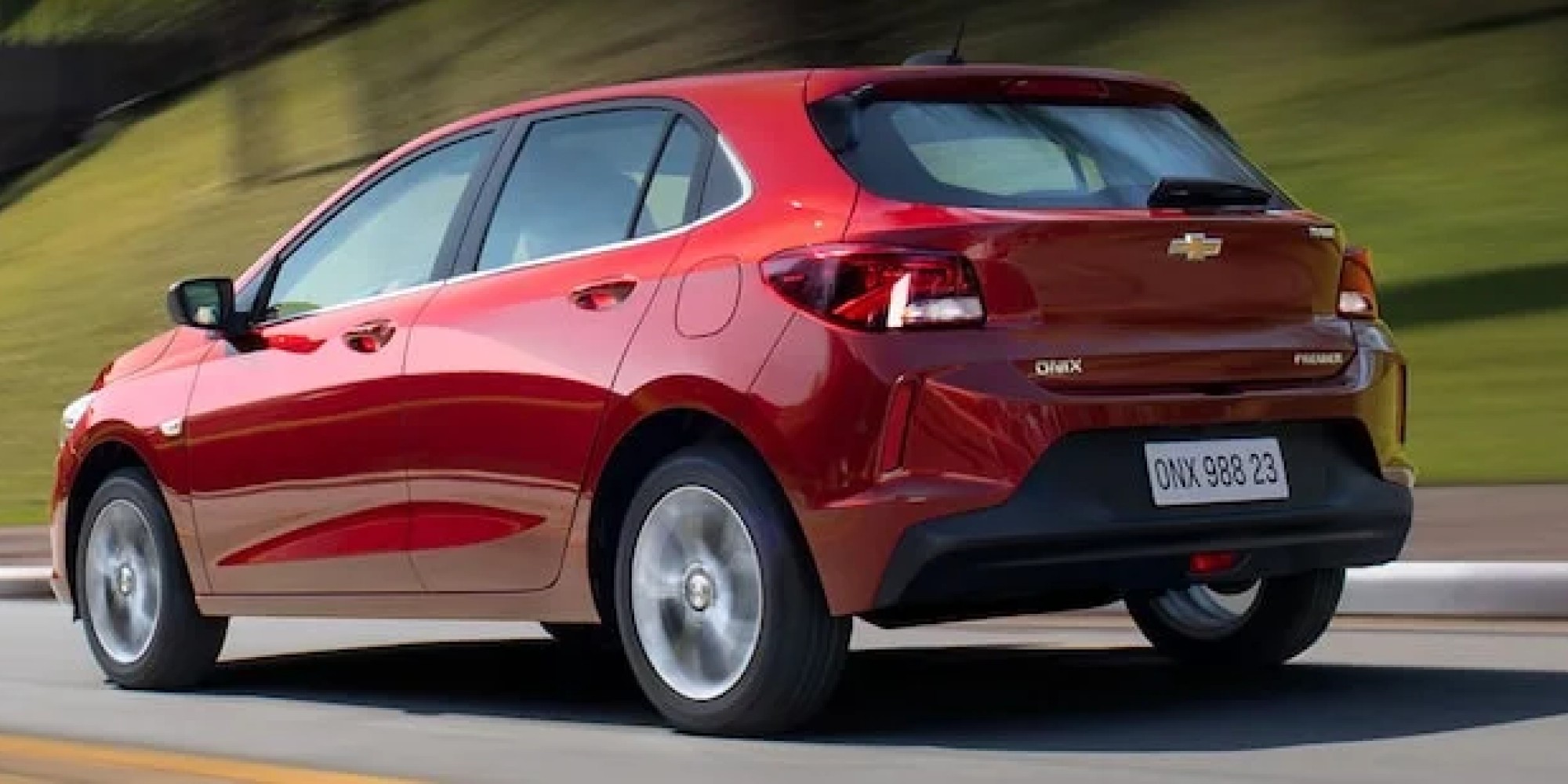 Chevrolet Onix Rojo