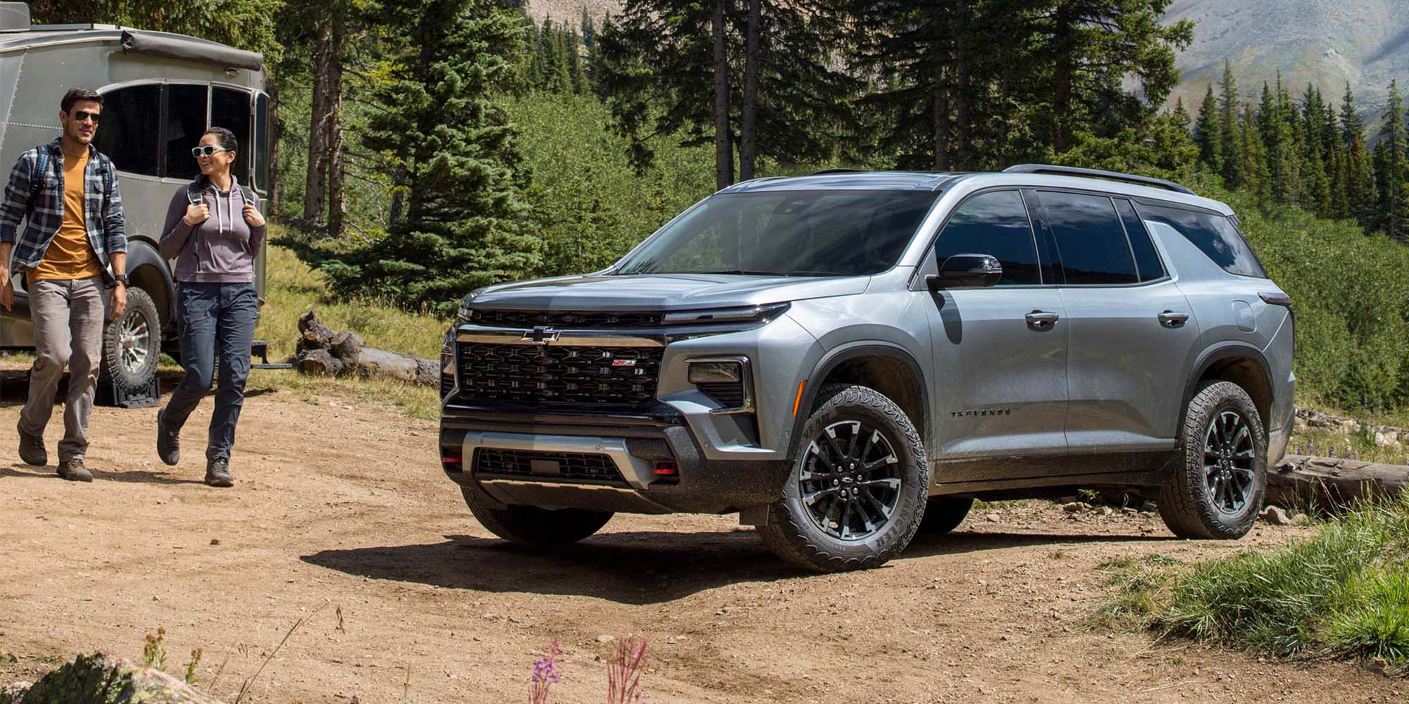 suv chevrolet con protección integral 360 grados en camino natural