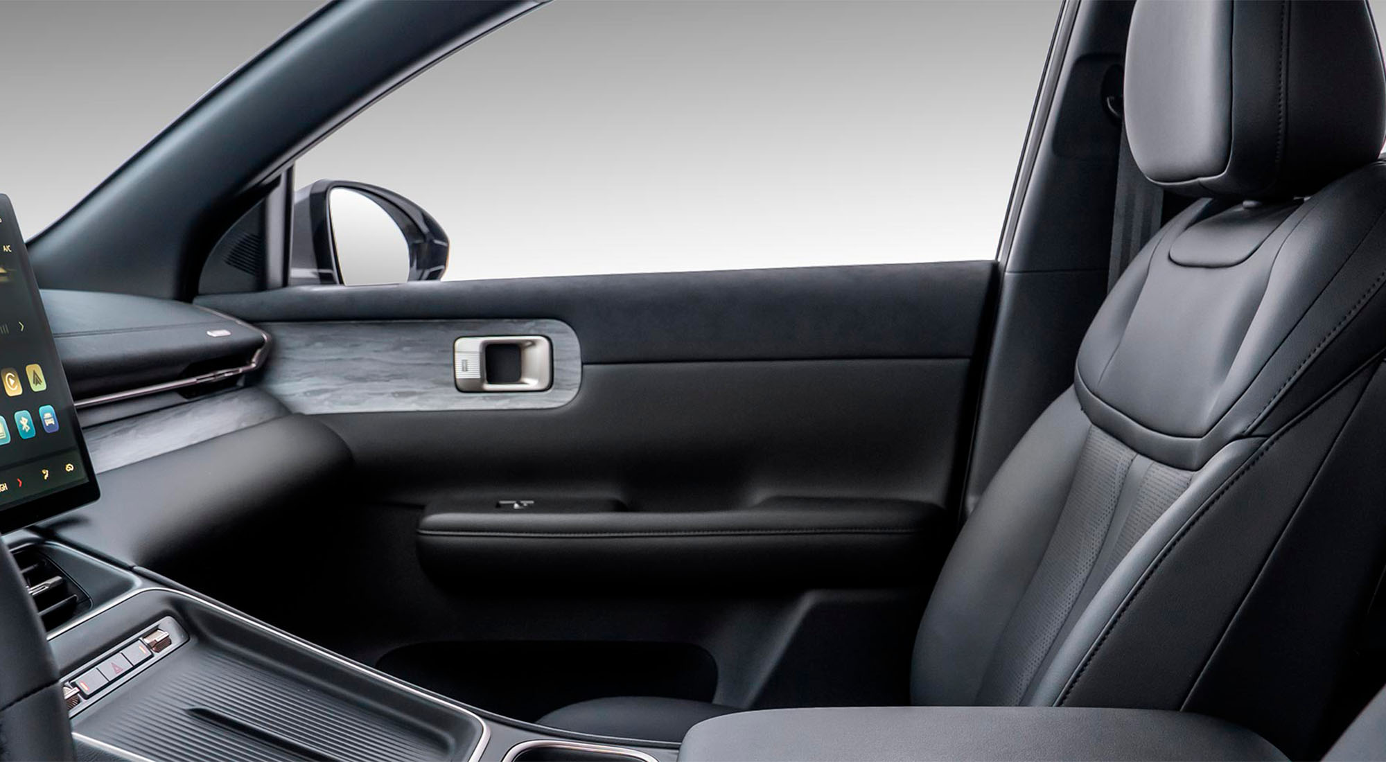 Vista lateral del interior y asiento de la Chevrolet Captiva EV